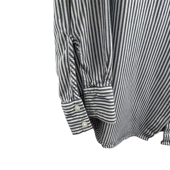 Gap Women's Striped Boyfriend Fit Button-Up Shirt Size S blue/white striped - Picture 3 of 8